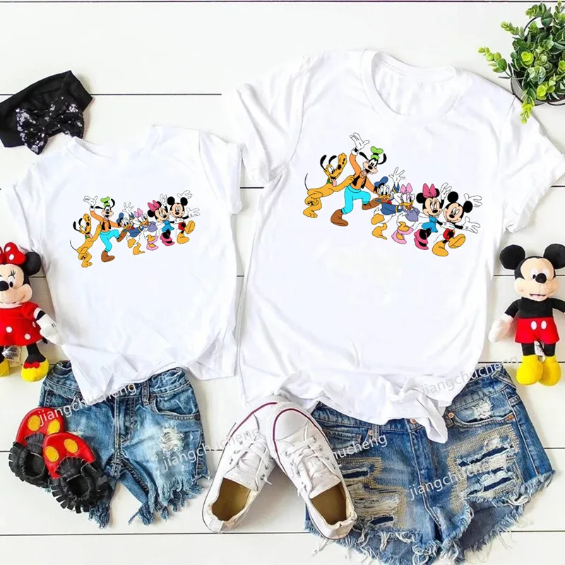 New Mickey and Friends Print Disney Trip Shirts Summer Funny Family Matching Outfits Casual Short Sleeves Disneyland T-shirts