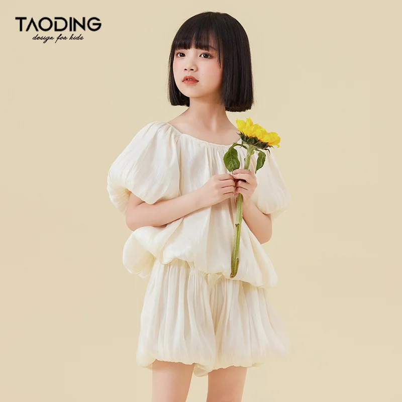 

Baby Girl Clothes Suit Girls Suit Summer New Children Cool Ice Silk Lantern Hanging Design Short-sleeved Shorts Two-piece Set