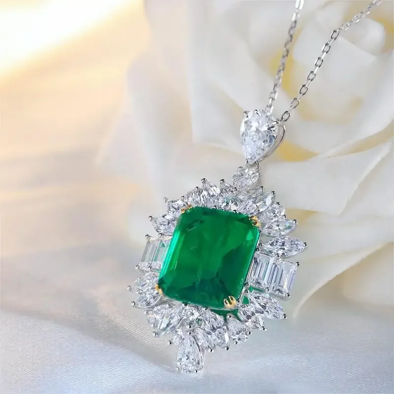 RUIF 2024 Hot Sale S925 Silve Main Stone 9ct Necklace Emerald Shape Lab Grown  Emerald Classic Style