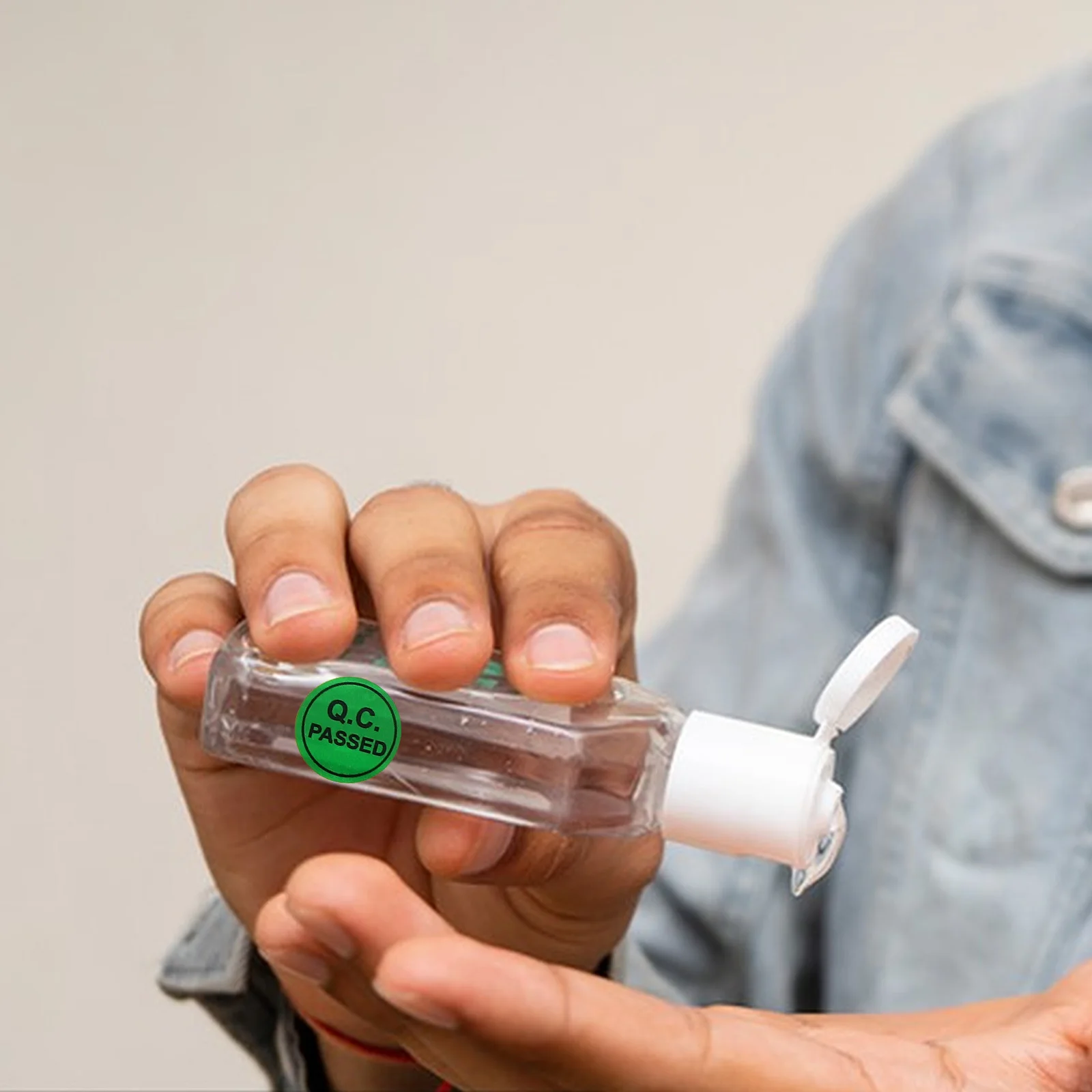 

1000Pcs Warehouse Tested Stickers Qc Passed Labels with Strong Adhesive for Inventory Shipment Tracking and Quality Control