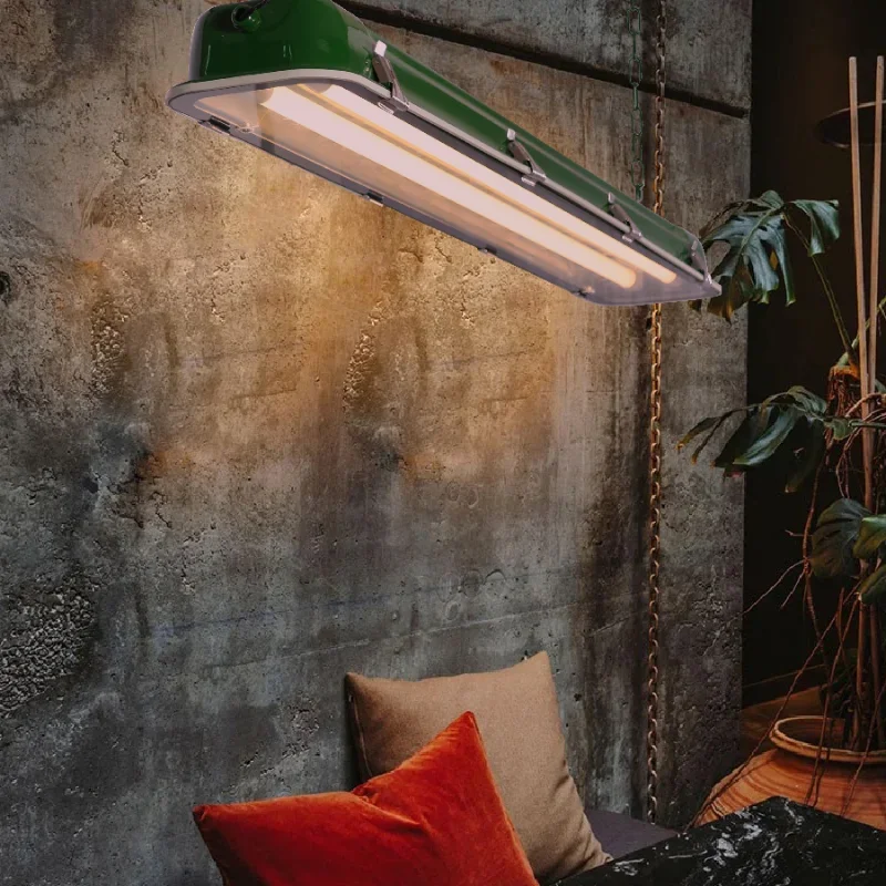 Hong Kong restaurant dark green clothing store design studio bar lamp bar cafe retro industrial wind chandelier