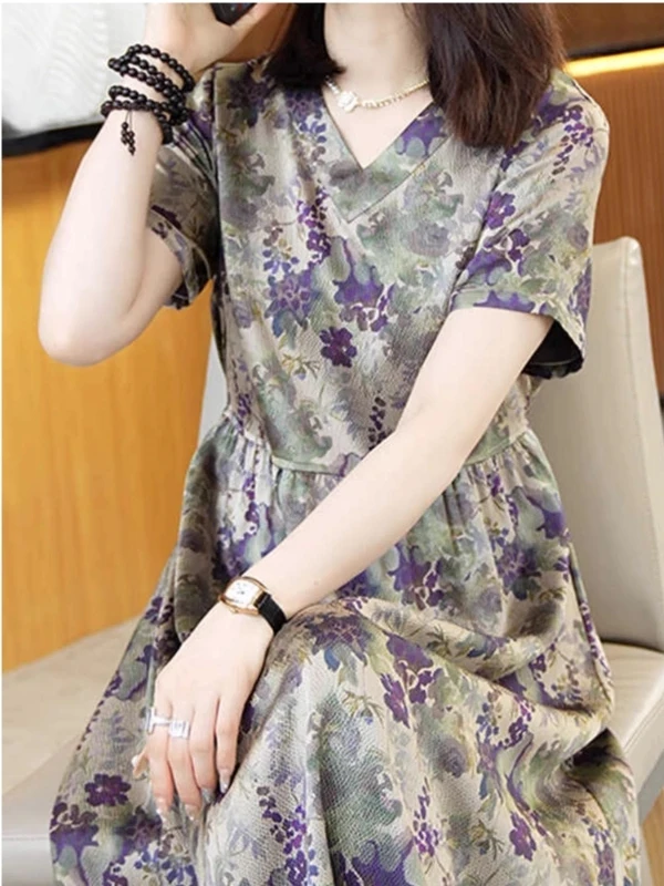 

Новинка 2025, женское платье больших размеров, с застежкой на талии, с принтом для похудения, свободная посадка, средней длины, с v-образным вырезом, летнее платье трапециевидной формы