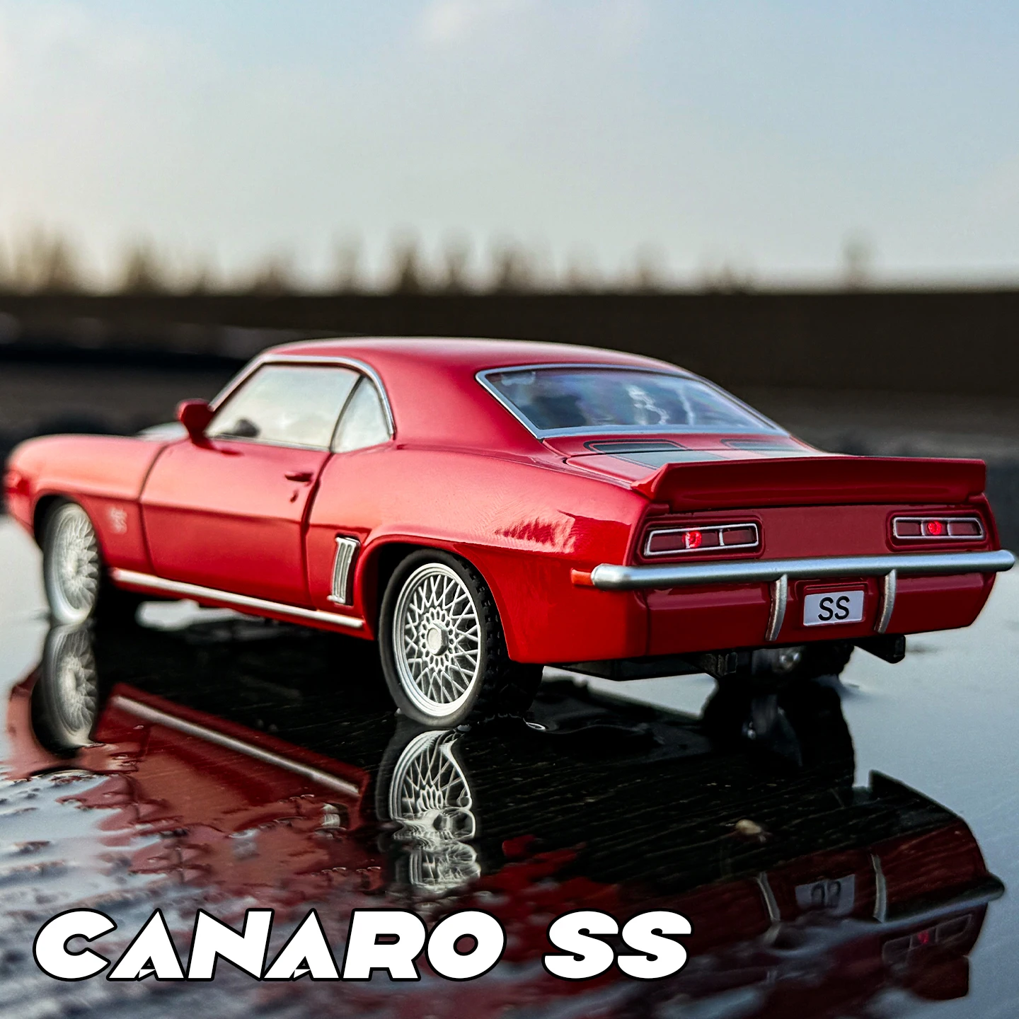 Camaro SS supercoche en miniatura de coche de aleación, sonido y luz, juguete coleccionable para niños, regalo de cumpleaños, 1:32