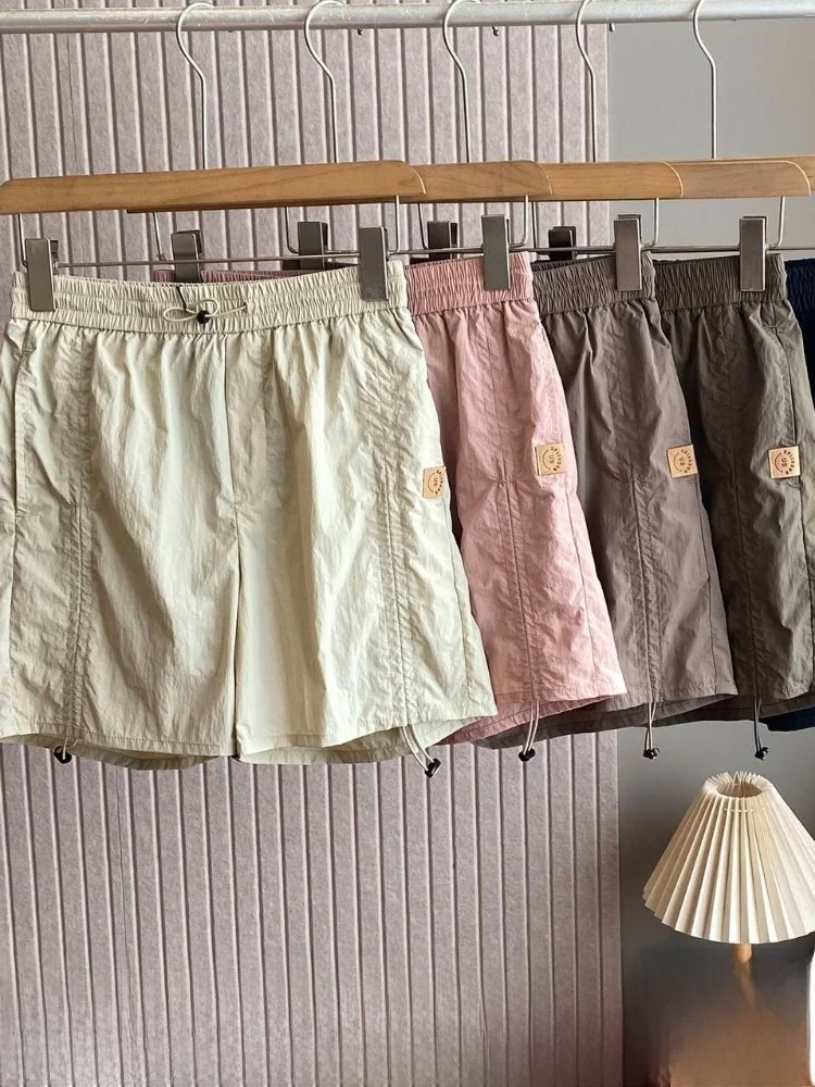 Quick Dry Breathable Outdoor Sports Shorts Men's Lightweight Fashionable Casual Elastic Waist Shorts for Summer