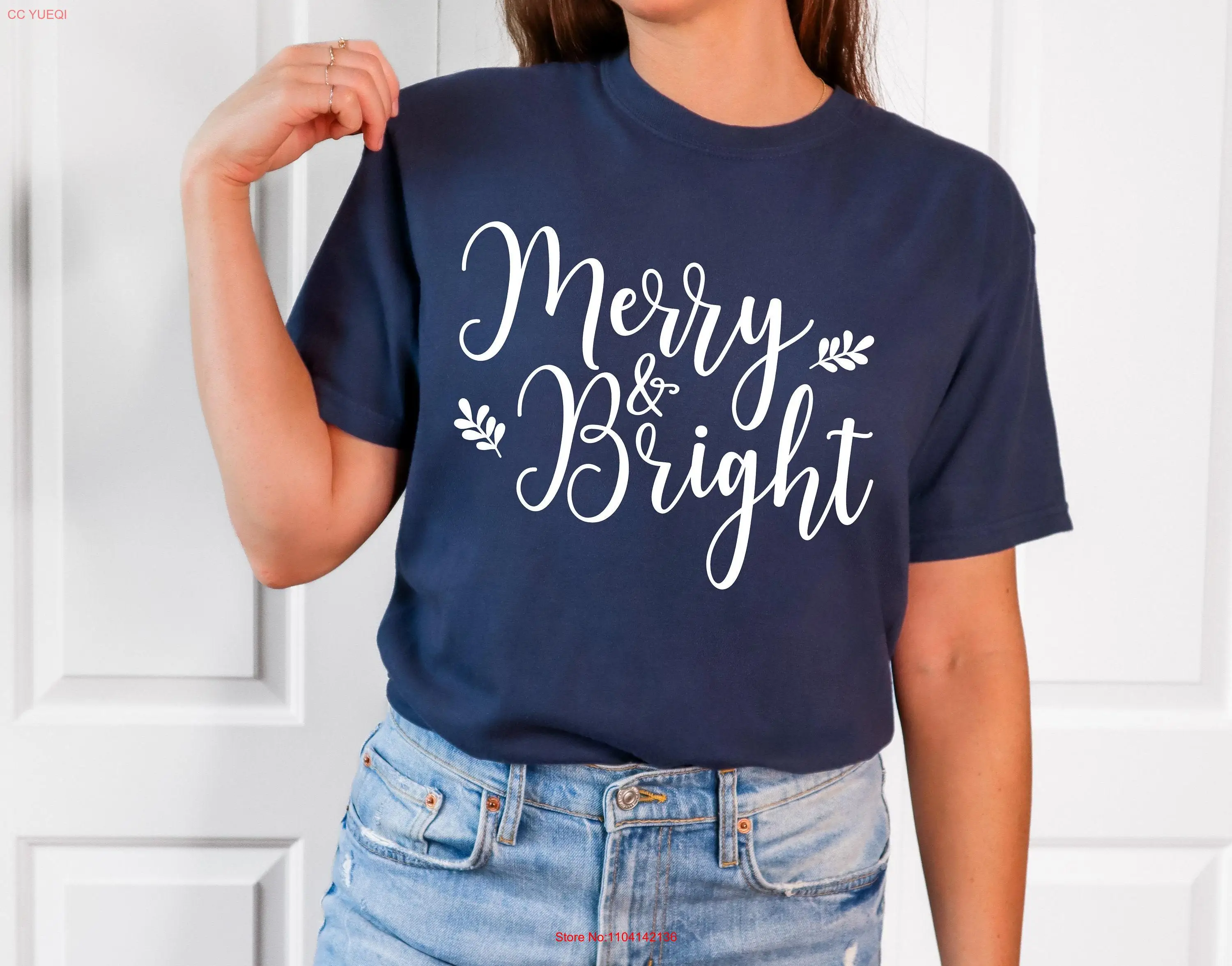 

Футболка Merry And Bright Comfort Colors Christmas Happy Family New Year с длинными или короткими рукавами