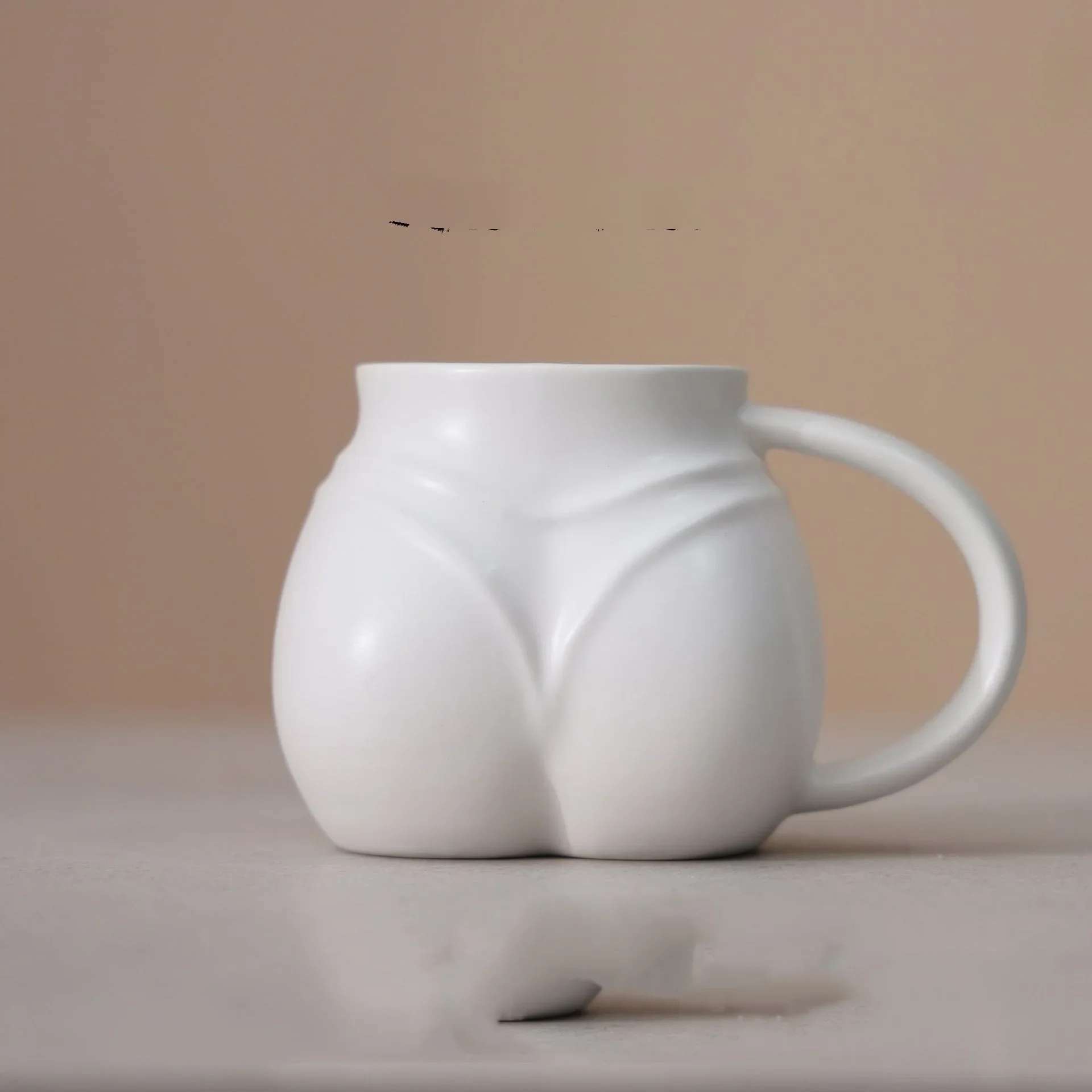 Funny Bikini Butt Shaped Coffee Mug Creative Ceramic Mug Sexy Female Body Booty With T-back Cup 330ML