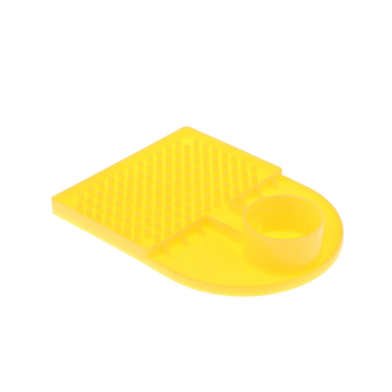 Mangiatoia per l'acqua delle api In plastica nuovo ingresso di Design nell'adattatore per bottiglia interna per l'alimentazione dell'alveare forniture per apicoltura Anti annegamento