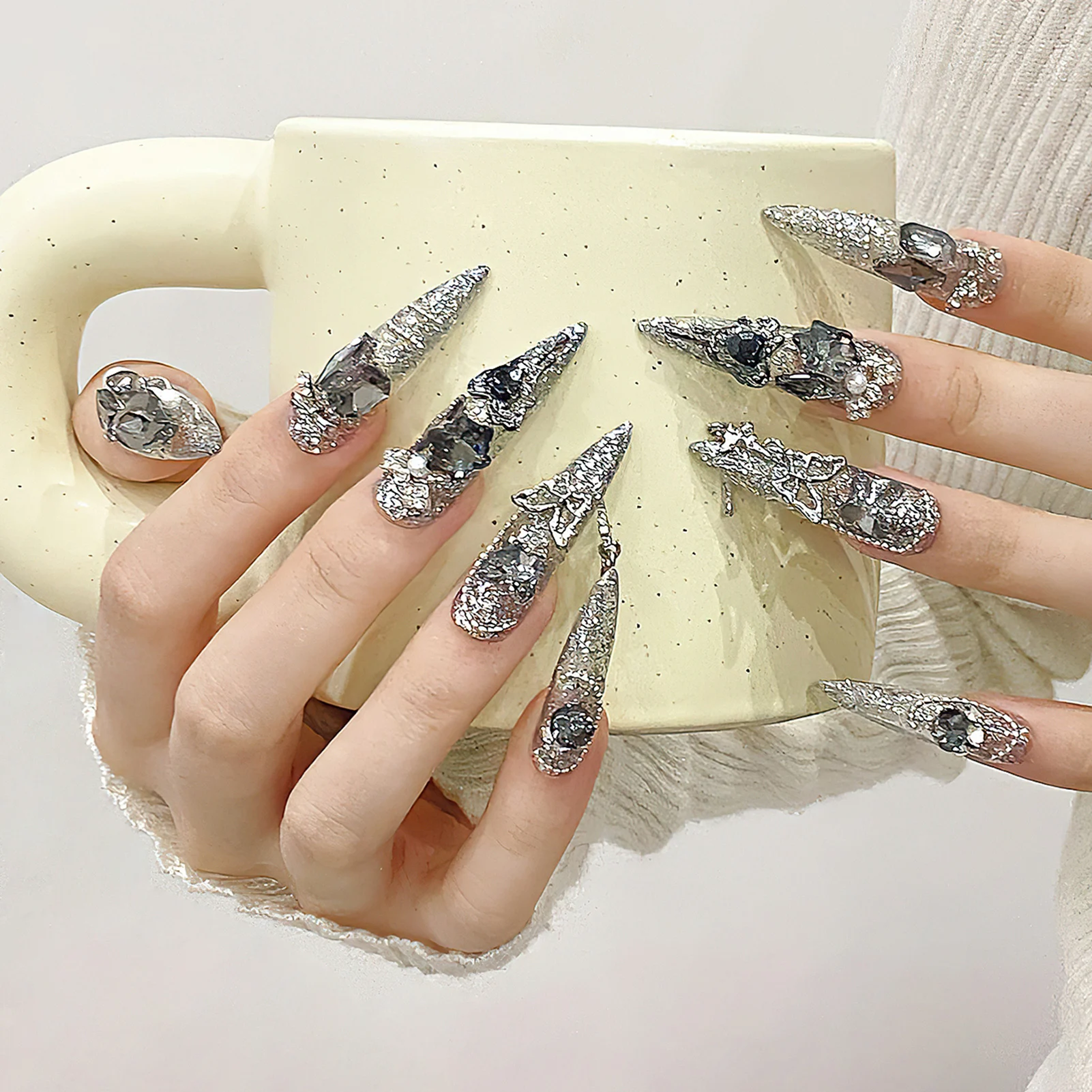 Handmade Press On Nails 3D Silver Butterfly Super Long Fake Nails Stiletto With Glitter Diamond Decor Wedding Bride False Nails