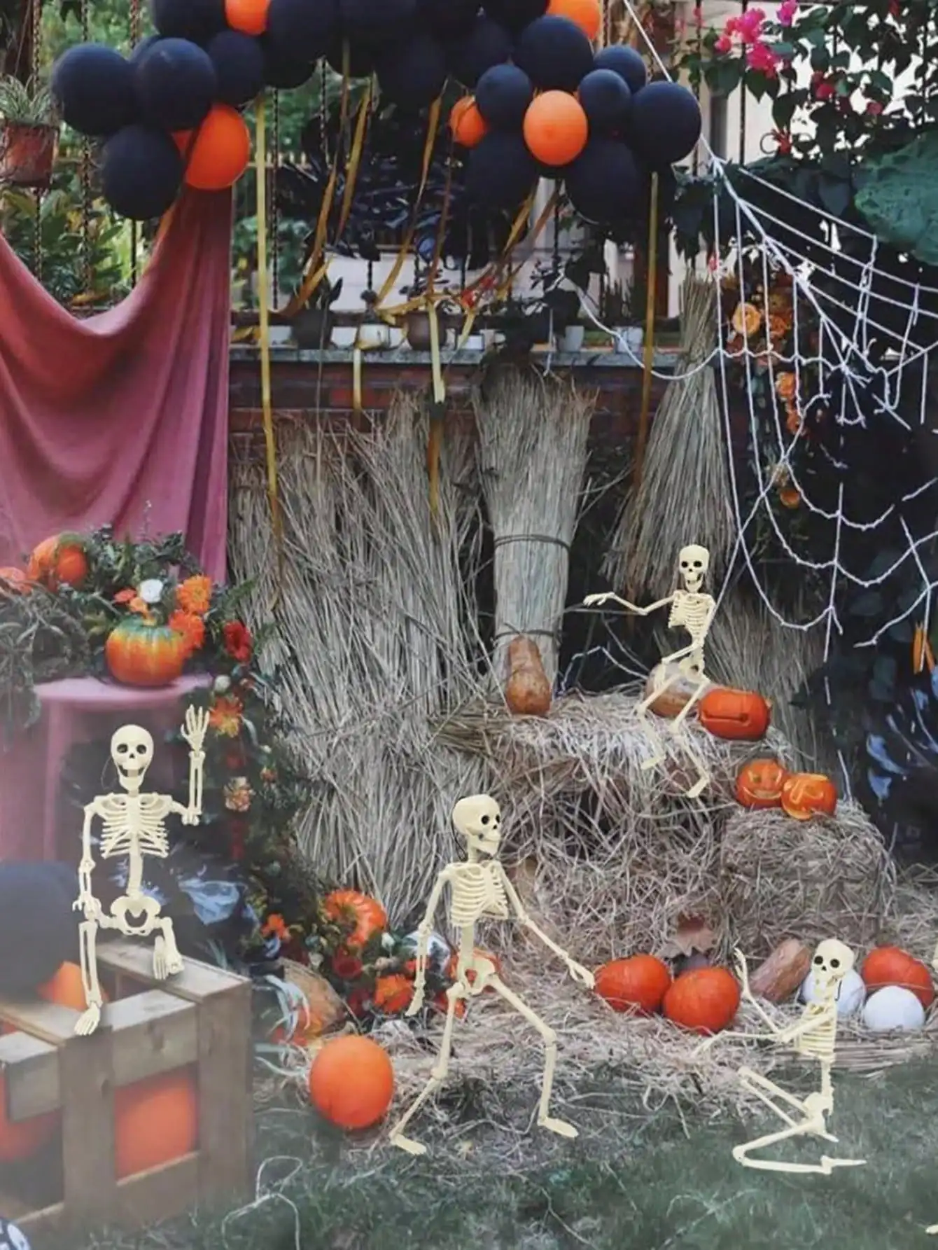 Halloween Decorations Small Plastic Skull Heads