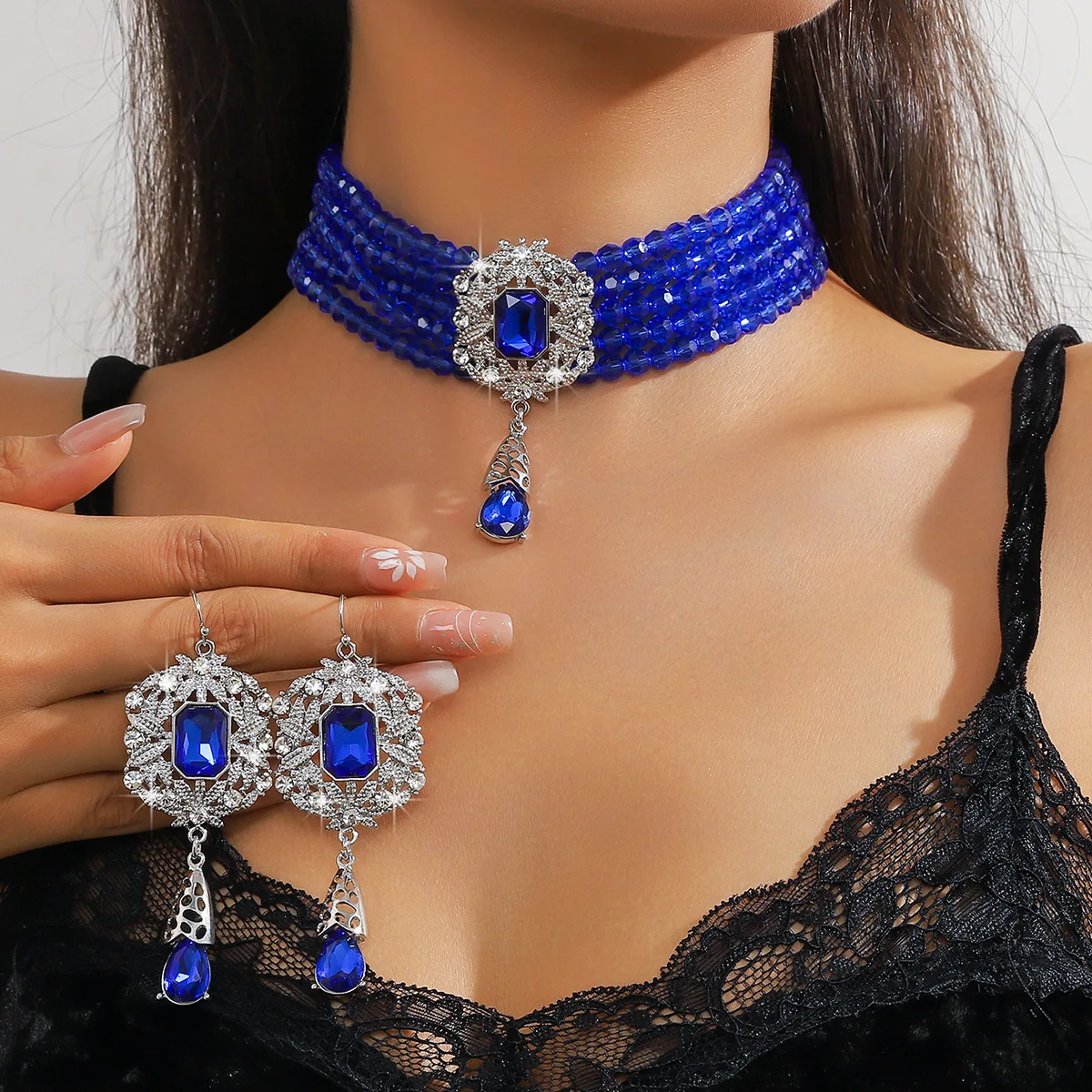 FYUAN Multilayer Green Red Blue Black Crystal Necklace Geometric Hollow Alloy Earrings For Women Weddings Banquet Jewelry Sets view 4