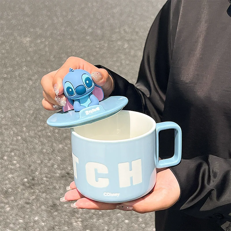 Tasse à café en céramique Disney Stitch pour couple, tasse à eau mignonne, souvenir de grande valeur, cadeaux d'anniversaire, CAN o & Stitch