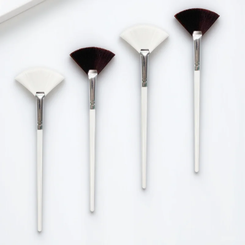 

4Pcs Face Mask Brush Soft Full Coverage Sector Facial Mask Applicator for Skincare Serum Application Beauty Tool