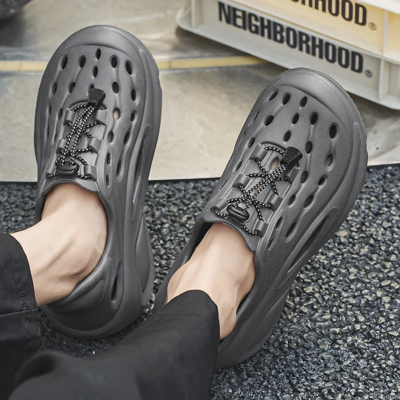 

Men's Sandals 2025 Summer New Personalized Fashion Sports Leisure Perforated Shoes High Quality EVA Anti Slip Beach Shoes Male