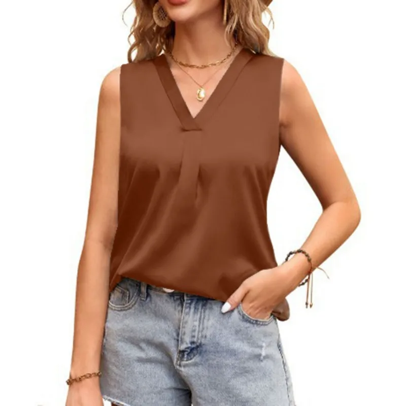 

Женская атласная блузка без рукавов с V-образным вырезом – элегантный топ-майка разных цветов для лета