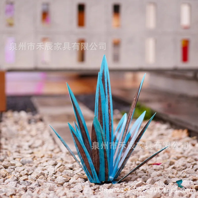 Agave Garden Decoration Metal Agave Flower Wrought Iron Creative Outdoor Decoration