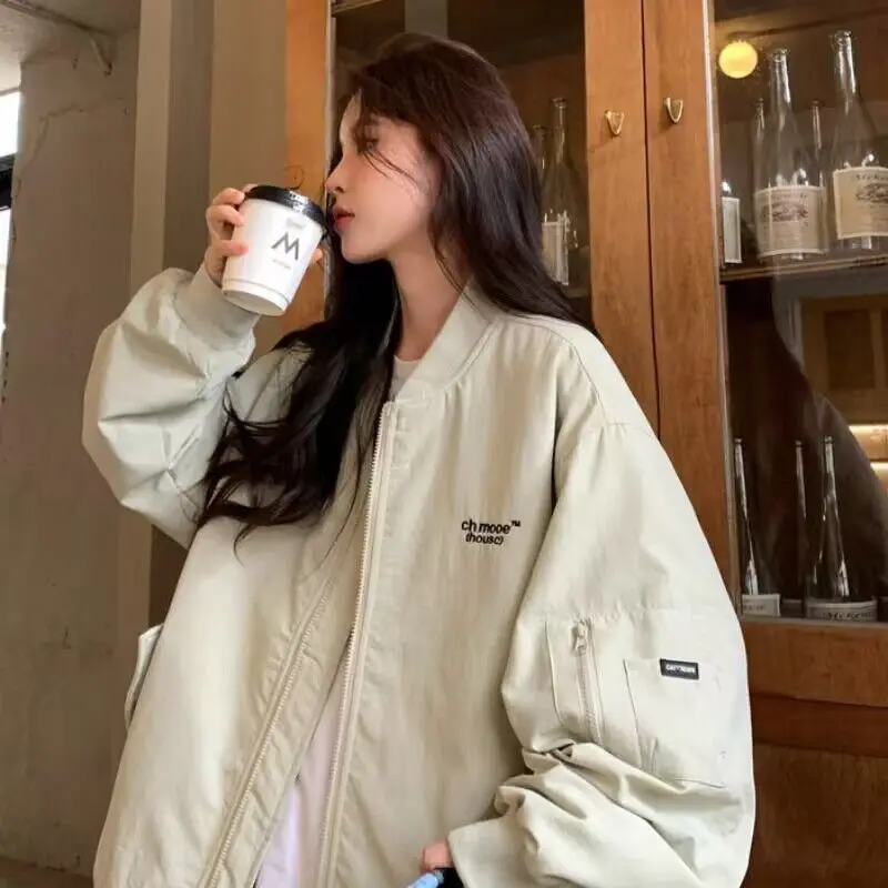 

Женские осенние куртки, короткие кожаные куртки Y2K с отложным воротником, модные украшения из искусственной кожи, гранж, уличная повседневная унисекс, хлопковая замша с вышивкой