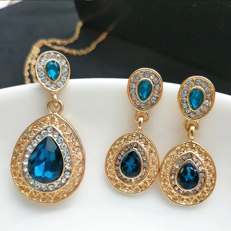 Luxury Fashion Dangle Earrings Necklace Set Blue Crystal Pendant Necklace Hoop Earring Set Necklace Chain Crystal Boho Jewelry