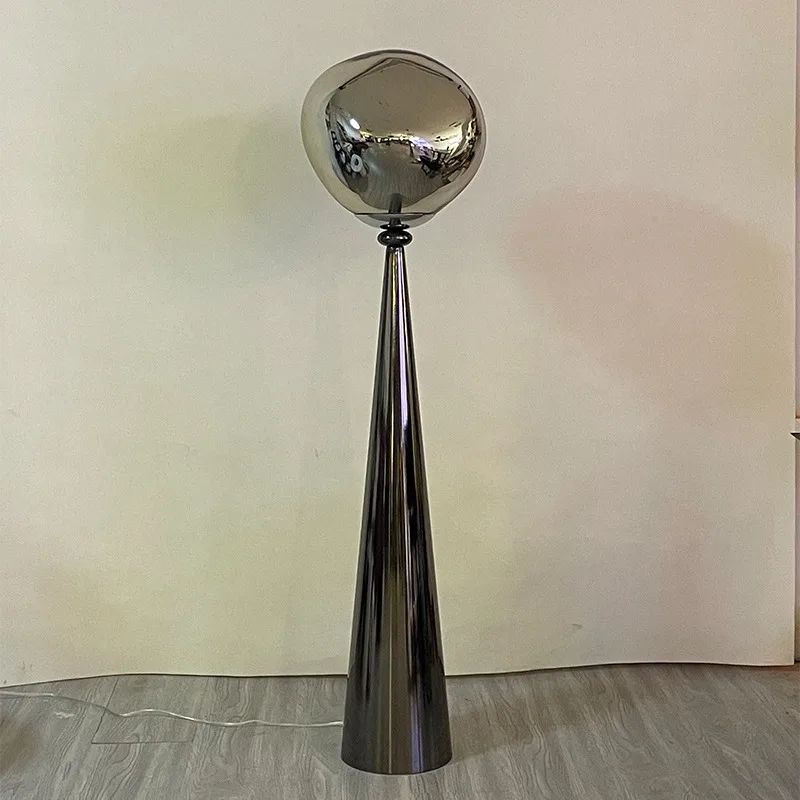 

Nordic modern lava floor lamp designer high-end light luxury floor lamp bedroom living room study floor lamp
