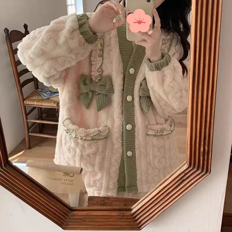 بيجامة نسائية من الصوف المرجاني بيجامات خريف وشتاء ملابس نوم مريحة مبطنة بالصوف سميكة تحافظ على الدفء ملابس منزلية حلوة