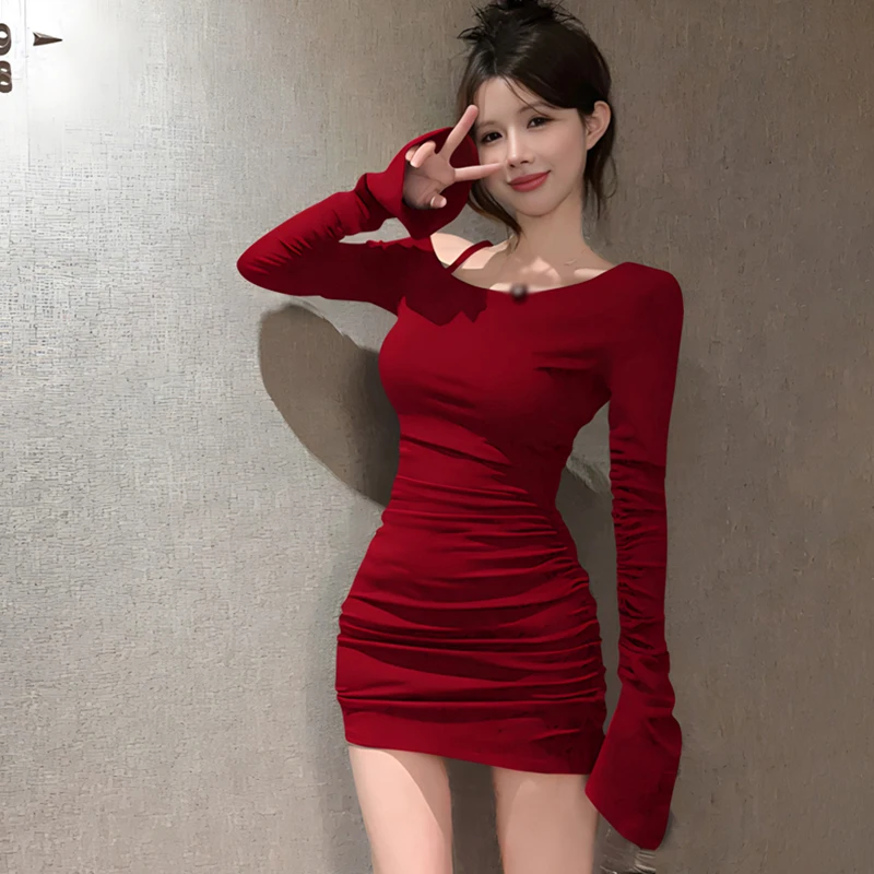 Christmas Chinese New Year Dress Slanted Shoulders Slim Sexy Flare Long Sleeve Red Dress Party Party Hip Skirt