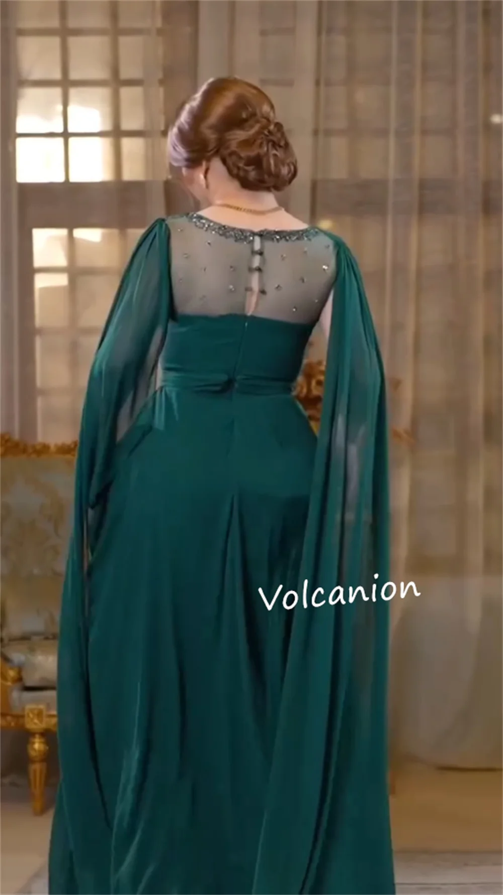 فساتين طويلة مخصصة من الشيفون مطرزة على شكل حرف a ورقبة دائرية مناسبة مخصصة للحفلات الراقصة أنيقة وبسيطة وحديثة