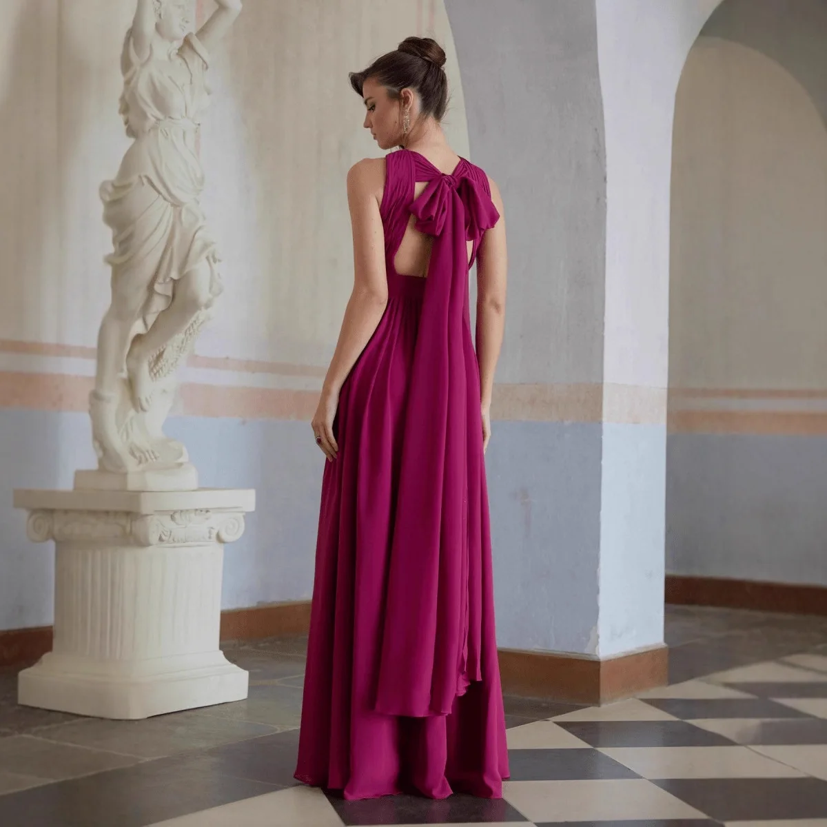 Nuovo abbigliamento da donna europeo e americano sexy abito da sera da cocktail con cinturino al collo sottile senza schienale a pendolo