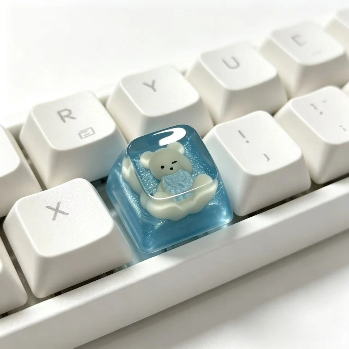 4pcs Cute Pixel Cat Transparent Keycap Custom Personalised Cartoon DIY Kawaii Keycaps for Cherry MX Switch Mechanical Keyboard