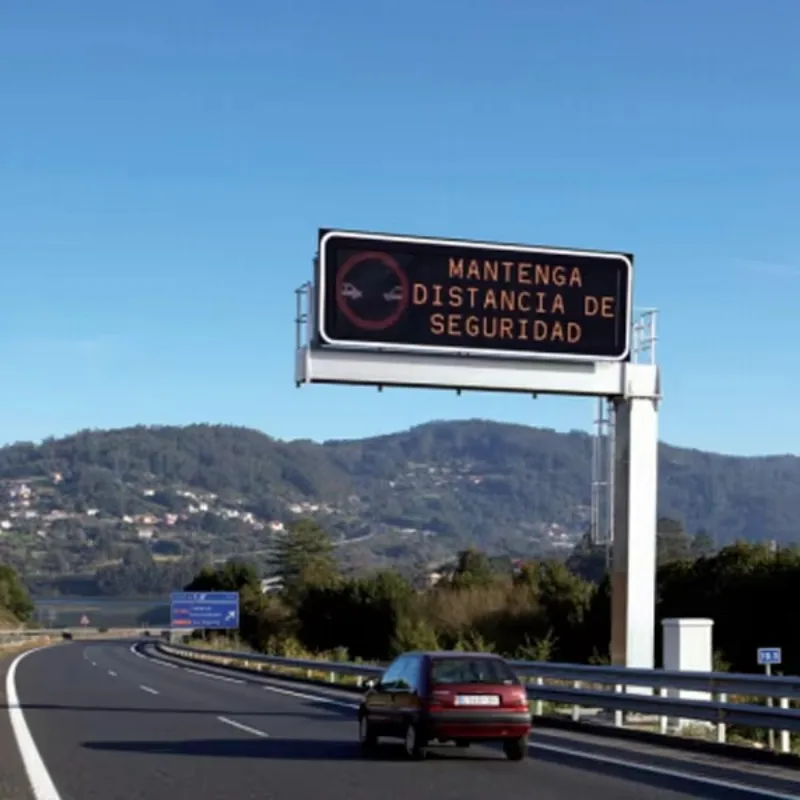 Placa de Mensagem LED Externa de Cor Única com Texto em Movimento