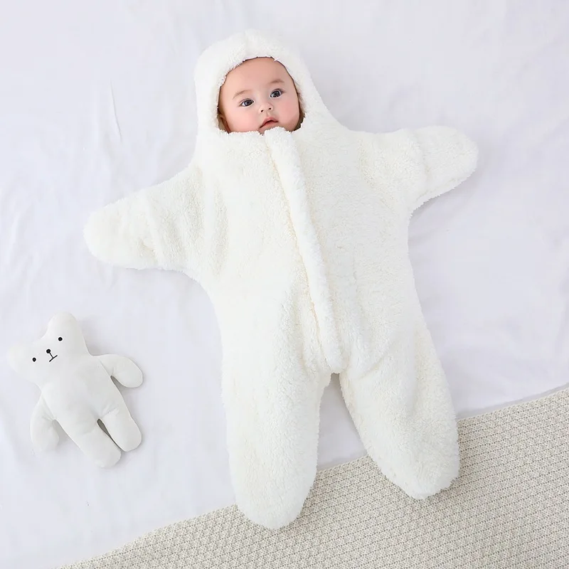 Baby Sleeping Bag Newborn Soft Comfortable Wrap Blankets Thicken Plush Warm Winter Envelope Hooded Anti-shock Sleepsacks حقائب