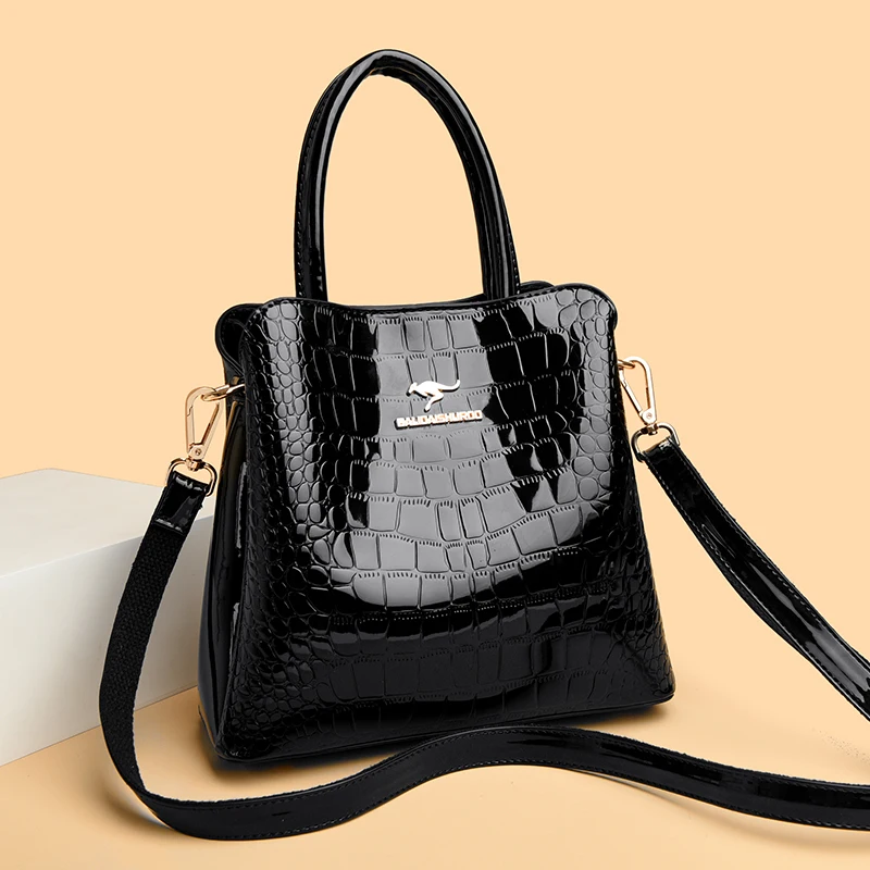 

Faux Leather Tote Bag for Women's Spacious Work Bags with Detachable Strap, Shoulder Purse Suitable for Travel/Shopping wallet