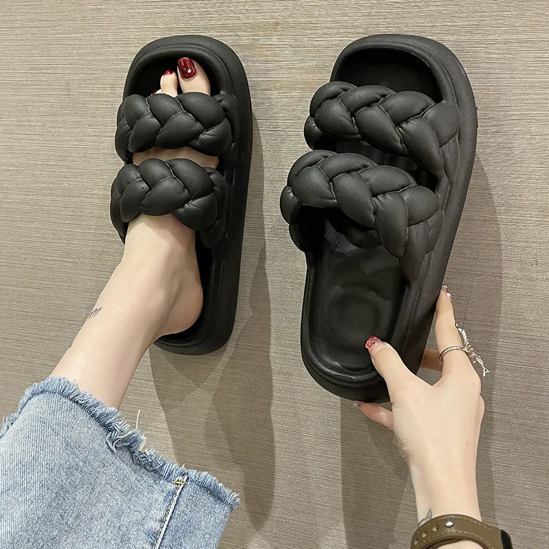 Shoes Woman 2024 Slippers Casual Shale Female Beach Pantofle Platform Low Luxury Sabot New Scandals Slides Rubber Fabric Fretwor