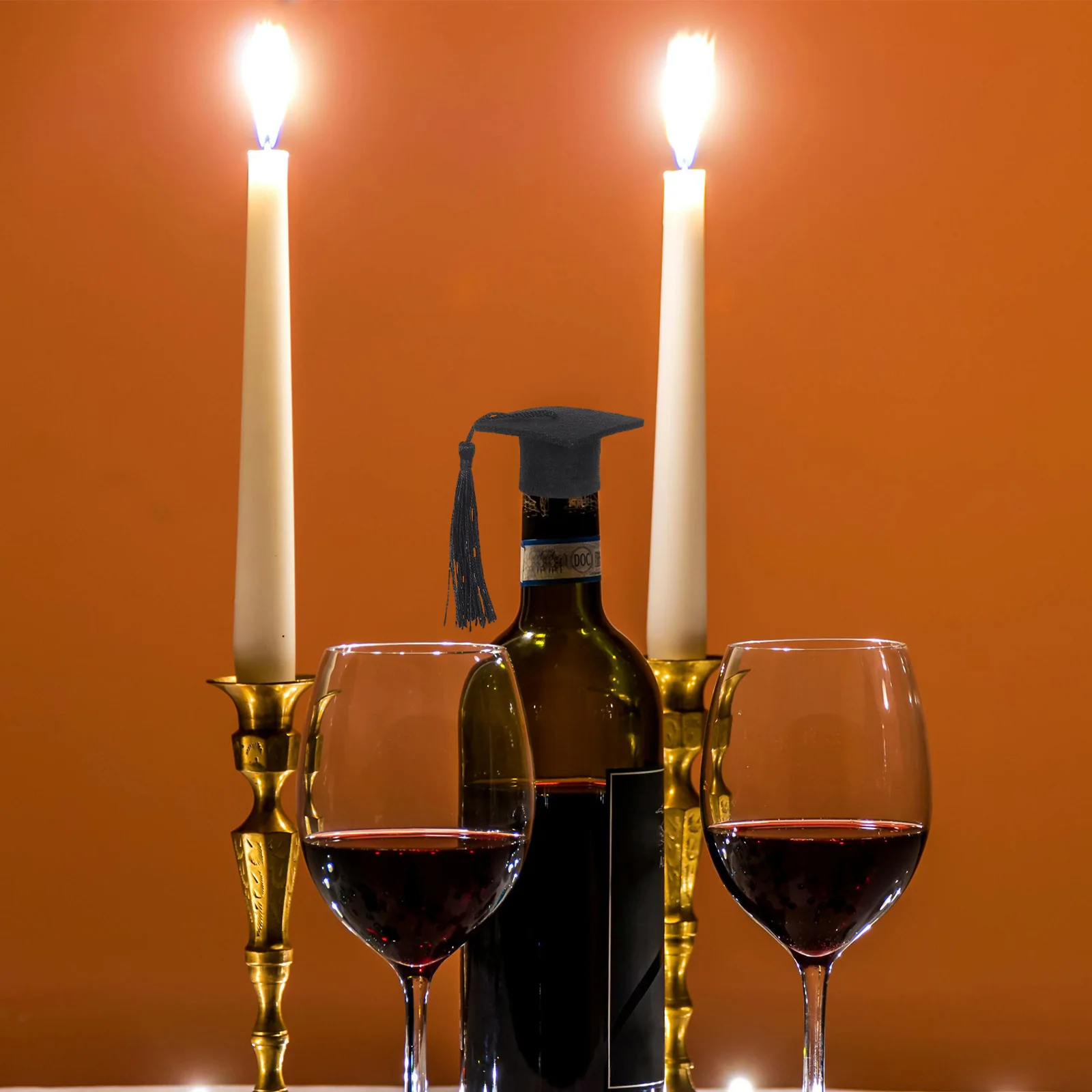 

Черная мини-докториальная шляпа с кисточками, украшение для бутылки вина, Рождество, праздник, свадьба, декор стола, мини-докториальная шляпа