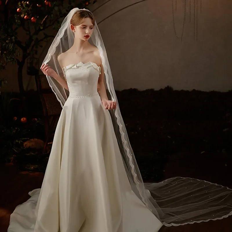 حجاب واحد من الدانتيل الأبيض وحجاب اللؤلؤ ذيل طويل تاج الزفاف #2