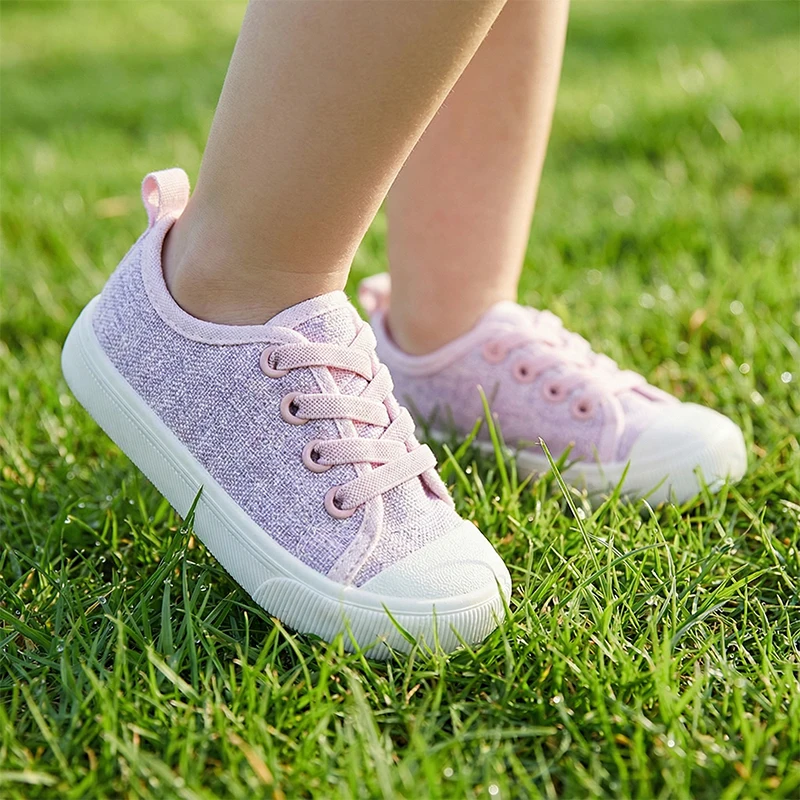 

Новые весенние детские кеды с закрытым носком, устойчивые к ударам, легкие повседневные туфли конфетных цветов для мальчиков, девочек и малышей.