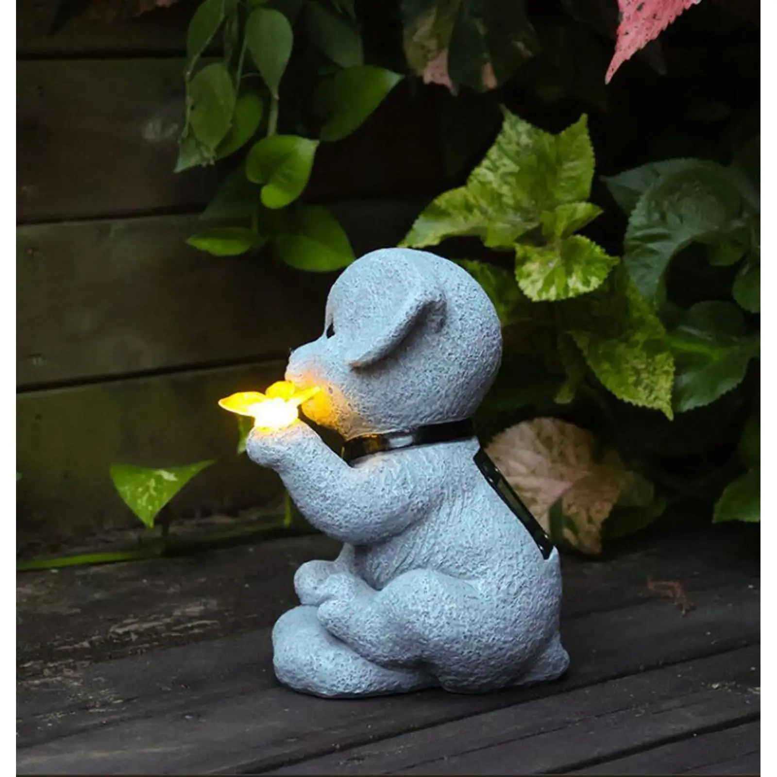 Dog Garden Statue Solar Dog Figurine with Solar Lights Outside Decor Birthday Gifts Porch Patio Solar Dog Garden Statue