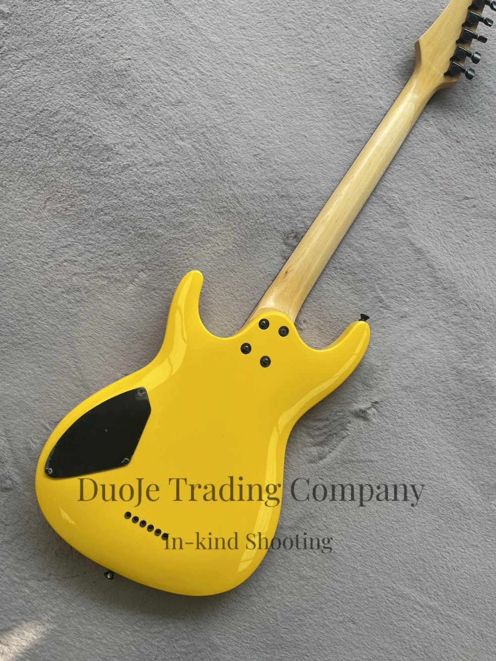Yellow guitar, thin-body guitar, fixed bridge, HH pickup, solid wood body with maple neck, yellow inlaid fretboard. view 5
