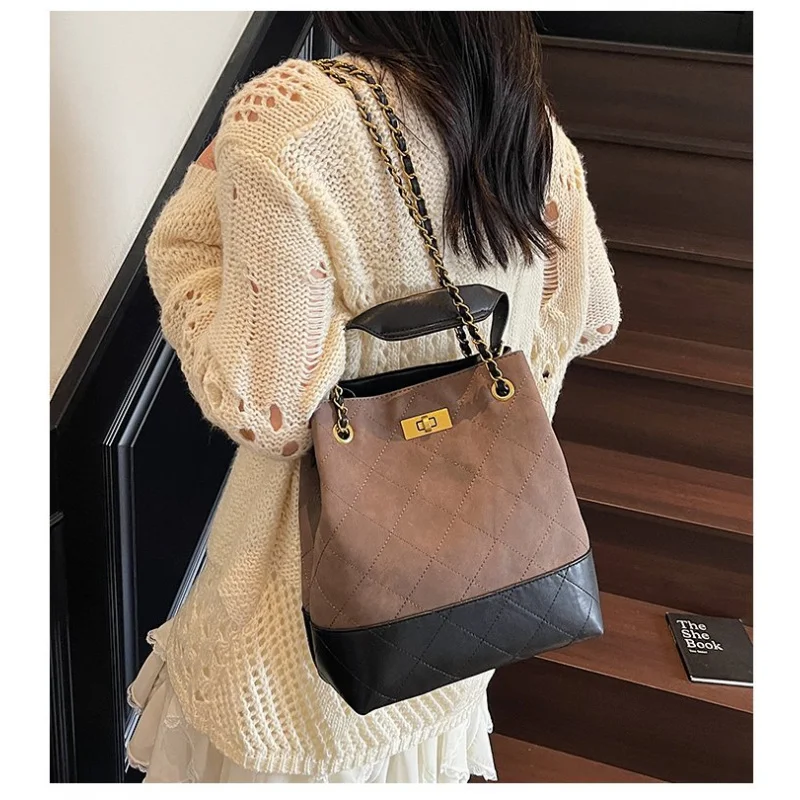 

Stylish Ladies Messenger Bag Made Of Spot-Printed Leather Boasting High-End Paris Vintage Spacious Soft Daily Refined Style​