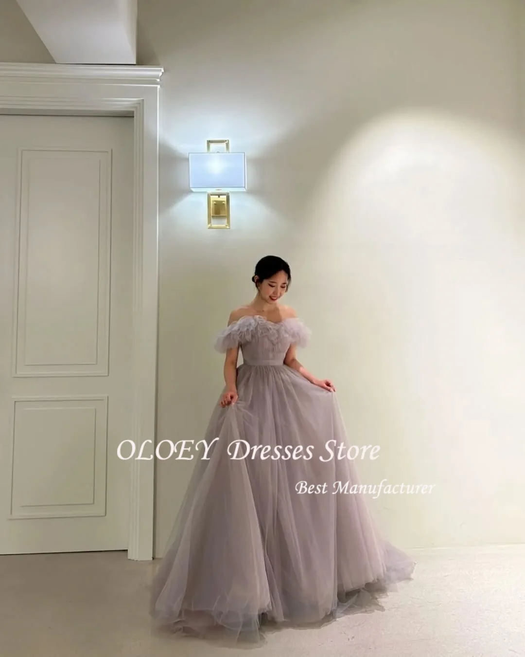 OLOEY الجنية الأرجواني تول فساتين الزفاف صورة تبادل لاطلاق النار قبالة الكتف الطية فستان زفاف ألف خط أنيقة سويب تراين فساتين السهرة