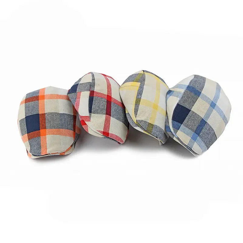 Four Seasons Cotton Plaid Newsboy Caps Flat Peaked Cap Men and Women Painter Beret Hats 02