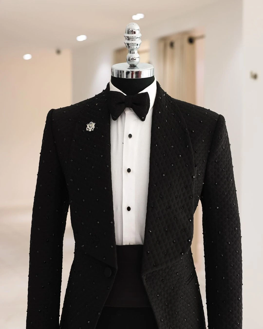 Schwarze Männer Hochzeits anzüge Bräutigam tragen Schal Revers Smoking für männliche Business Party Blazer 2 Stück (Jacke Hosen) Kostüm homme