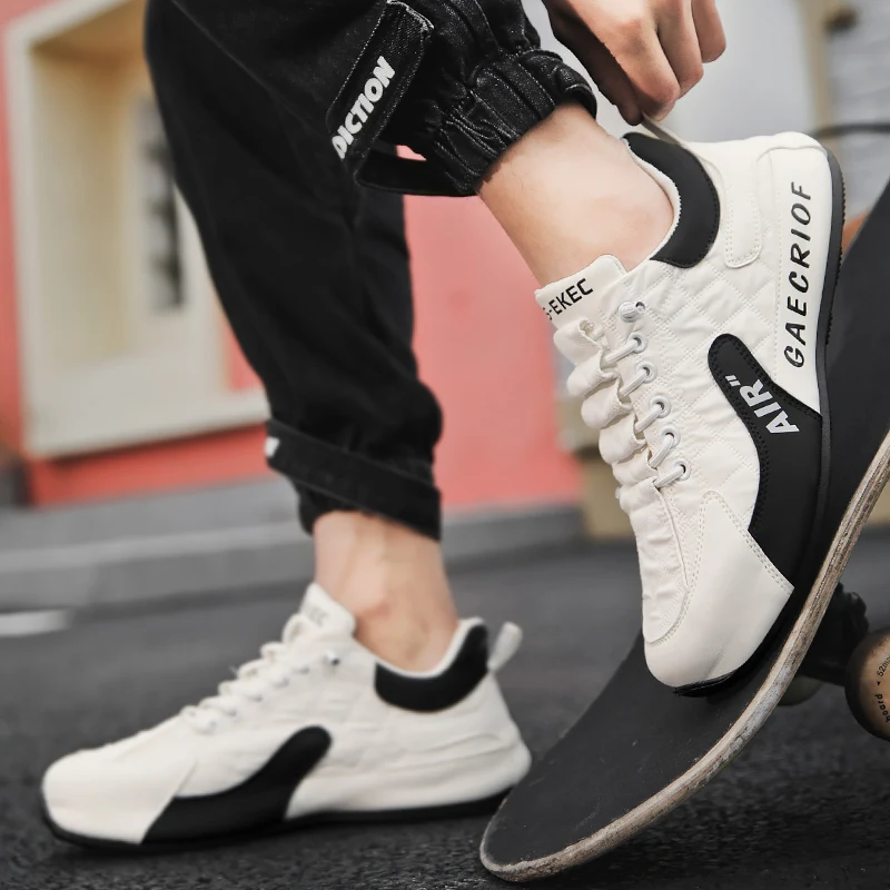2026 Fashion Men's Casual Shoes Anti-slip Breathable Board Shoes Platform Comfort Versatile Walking Jogging Shoes Male Sneakers