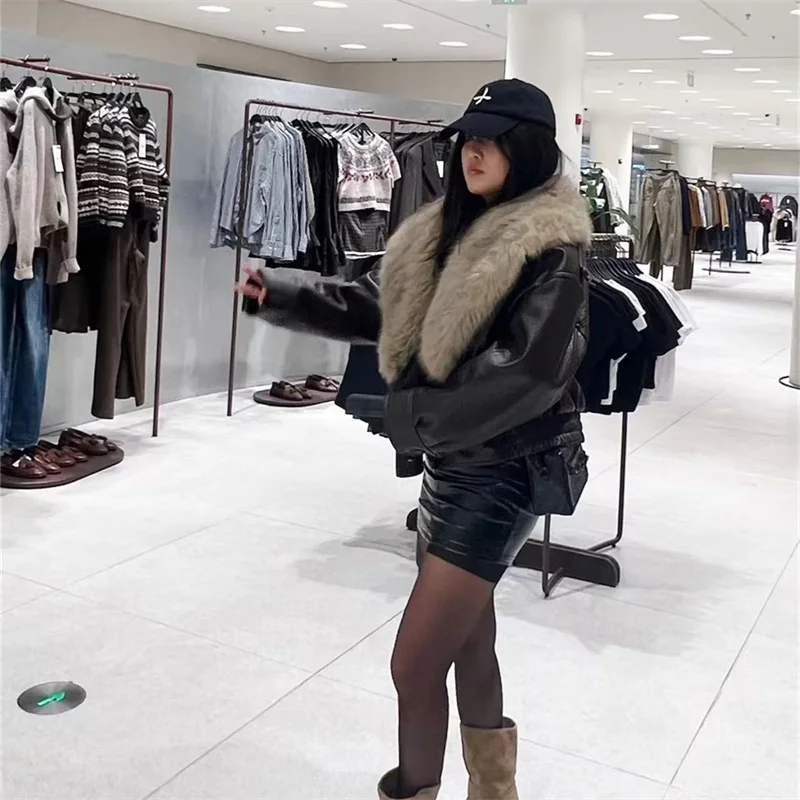 2026 Autunno/Inverno Nuovo cappotto da giacca con colletto rimovibile in pelliccia sintetica alla moda di lusso di fascia alta