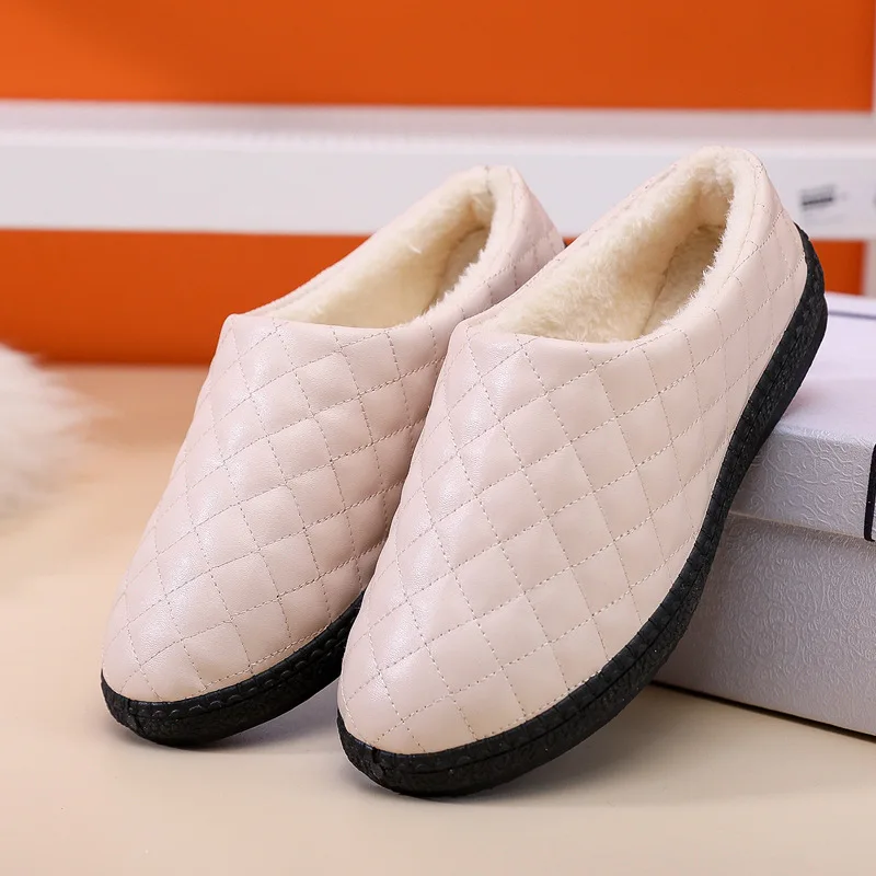الشتاء المرأة لينة سوليد نعال من القطن المخملية مقاوم للماء المنزل كتم المضادة للانزلاق أمي أحذية Lingge أحذية قطنية Zapatos De Mujer