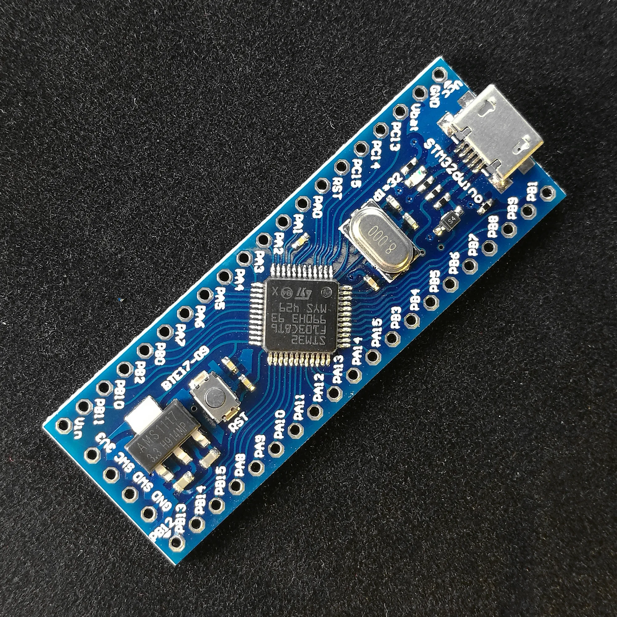 Mini STM32F103CBT6 in acero alternativo Utilizza STM32F103C8T6/GD32F103C8T6/CKS32F103C8T6/APM32F103CBT6 4 tipi di circuiti integrati con caricatore