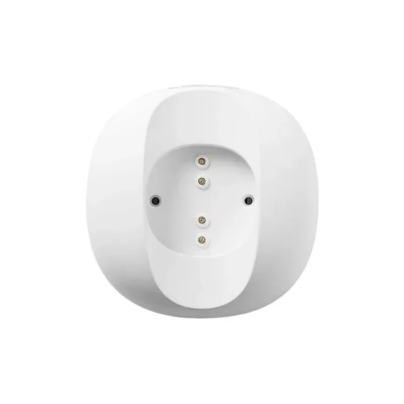 Universal White Cha… - image