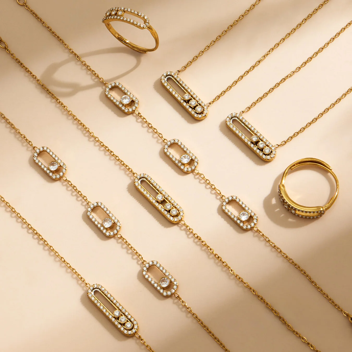 Dreiteiliges Schmuckset mit Zirkonanhänger, Armband und Ring, 18k Vergoldeter Edelstahl, Ketten, Armbänder und Ringe