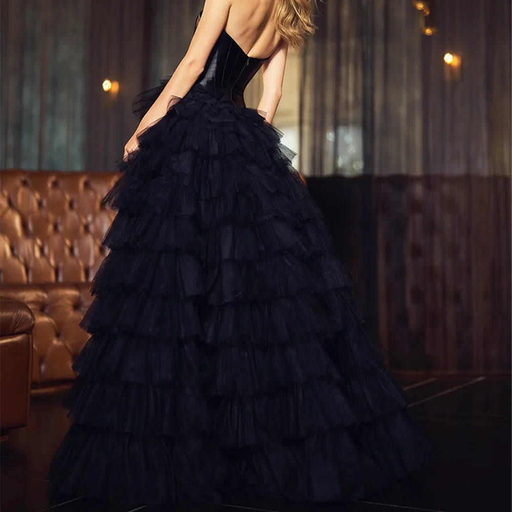 Exquisite Strapless Tulle Zipper Back Sleeveless A-Line Evening Dress Pleats Tiered Solid Black Color Floor Length Custom Size