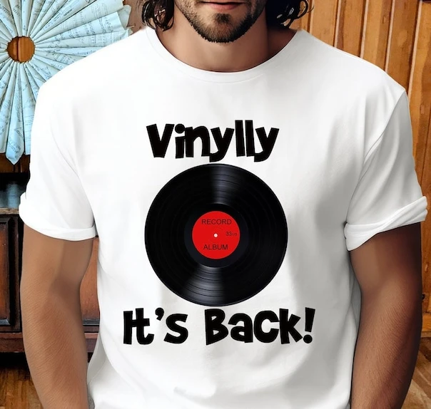 Turntable Music Lover Vintage Vinyl Record Player Vinyl Collector Gift O-neck Stretchy Short-sleev Loose Casual Harajuku Tee