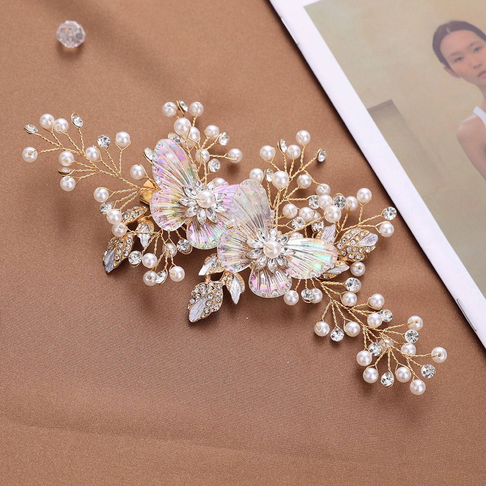 

Elegant Butterfly Hair Clip Pearl Fairy Rhinestone Flower Designs Hairpin Fashion Wedding Hair Accessories Bridal Headdress