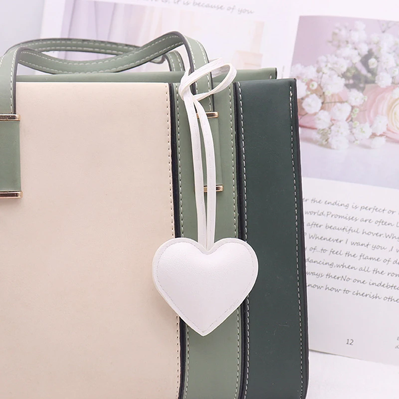 Fashion Cute PU Leather Keychain Pendant Handmade Heart Shaped Car Keychain Female Bag Charm Accessories Jewelry Gifts